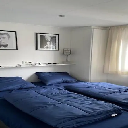 Modern With Dishwasher, Near De Efteling 卡茨休维尔