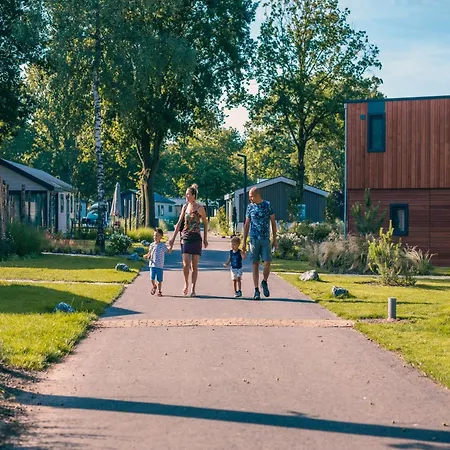 Modern With Dishwasher, Near De Efteling Chalet