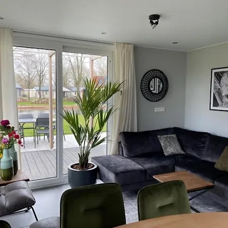 Modern With Dishwasher, Near De Efteling